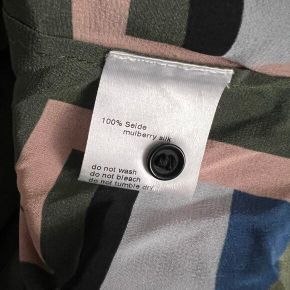 AKRIS Punto Mulberry Silk Multicolor Printed Silk Blouse Top Women Size 6 - Picture 8 of 12